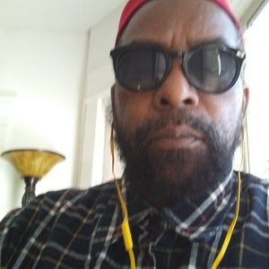 Meet your Posher, Omar